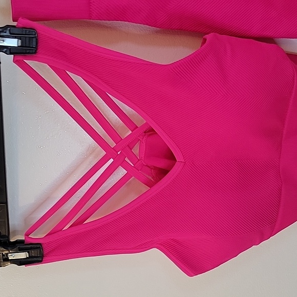 NWOT New Balance Vibrant Pink Workout Set SZ XL - Picture 2 of 10
